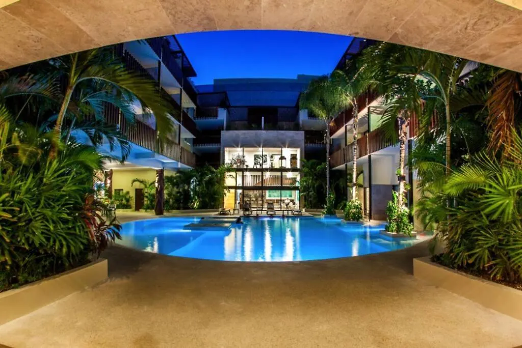 Edifico Palmares, Increible Locacion En Playa, 2 Bds/2 Banos Para 6 Playa del Carmen